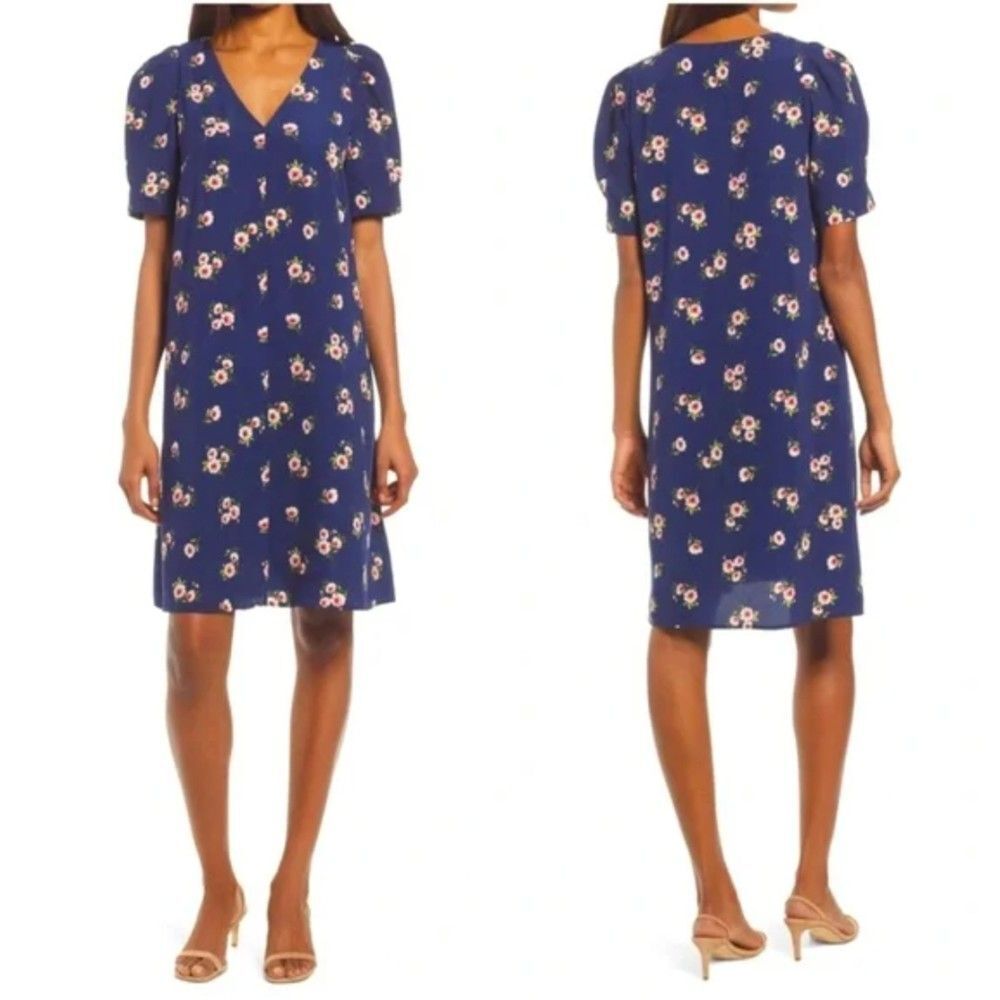 NEW Chelsea28 Floral Shift Dress in Blue